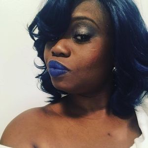 Meet your Posher, Tosha